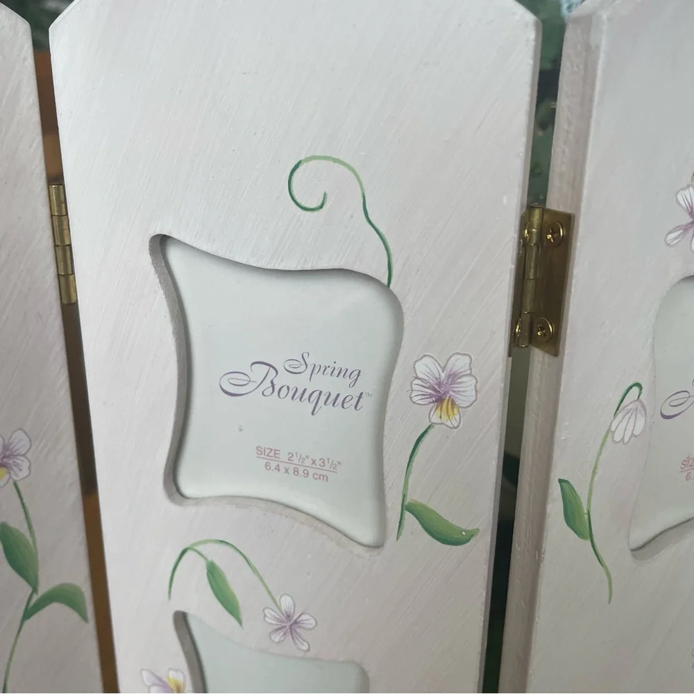 Vintage Russ Spring Bouquet 3 Panel Picture Frame Holder